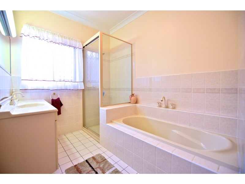 105 Burns St, Fernvale QLD 4306