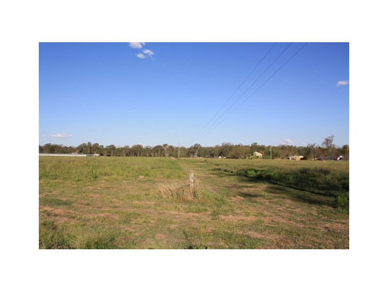 82 Patrick Estate Rd, Lowood QLD 4311