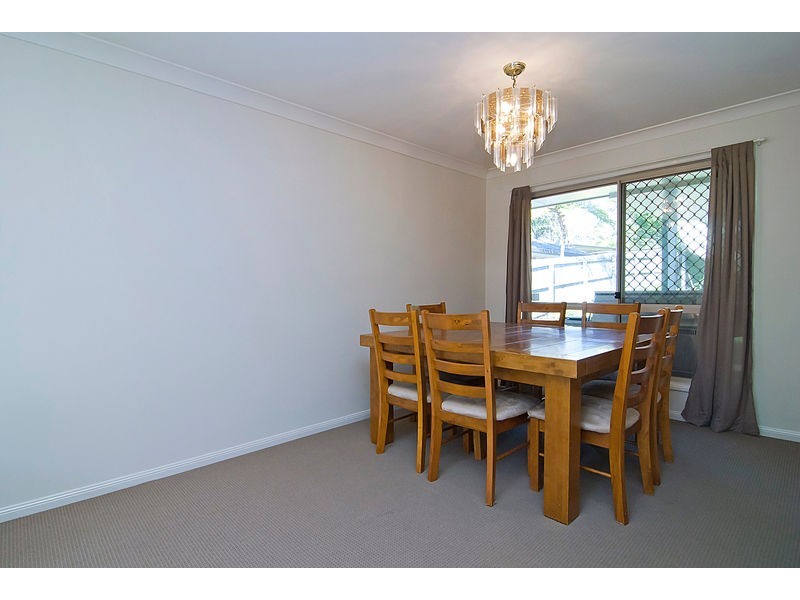 21 Acorn Cct, Forest Lake QLD 4078