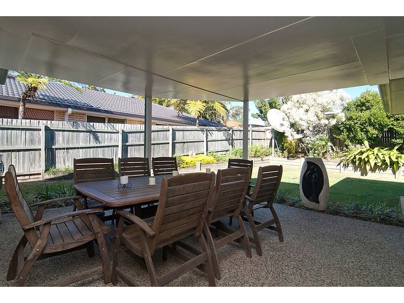 21 Acorn Cct, Forest Lake QLD 4078