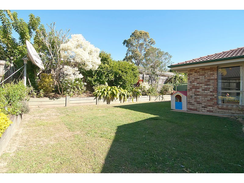 21 Acorn Cct, Forest Lake QLD 4078