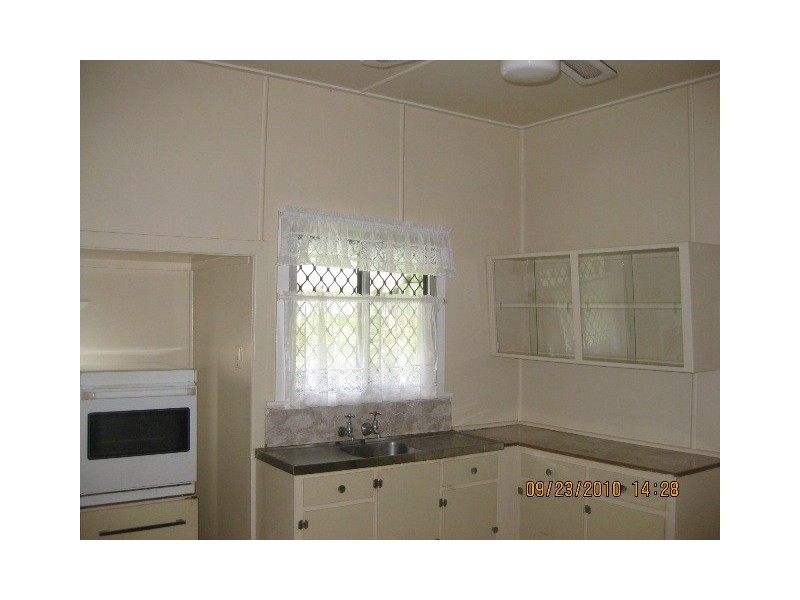 5 Adam Street, Bundamba QLD 4304