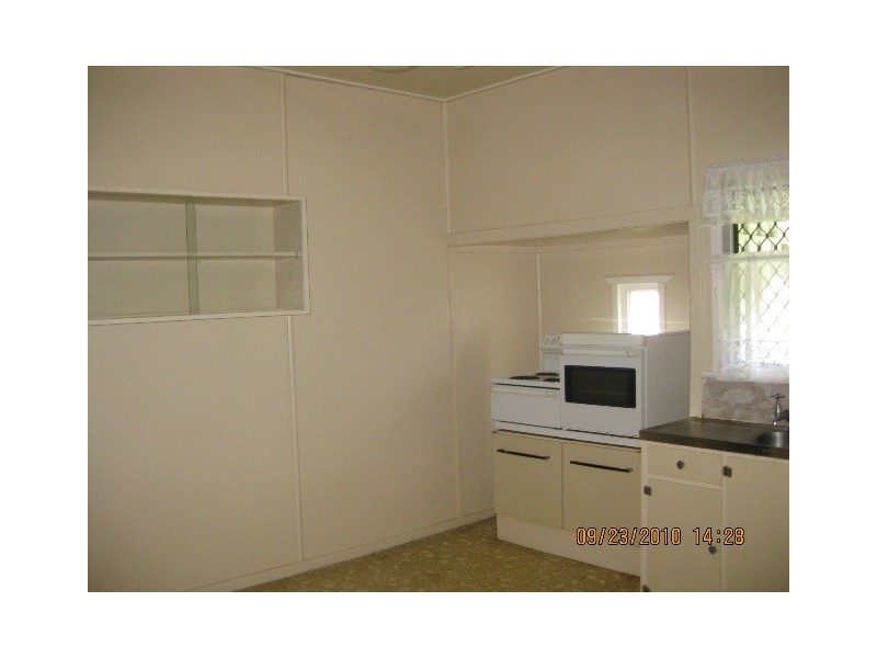 5 Adam Street, Bundamba QLD 4304