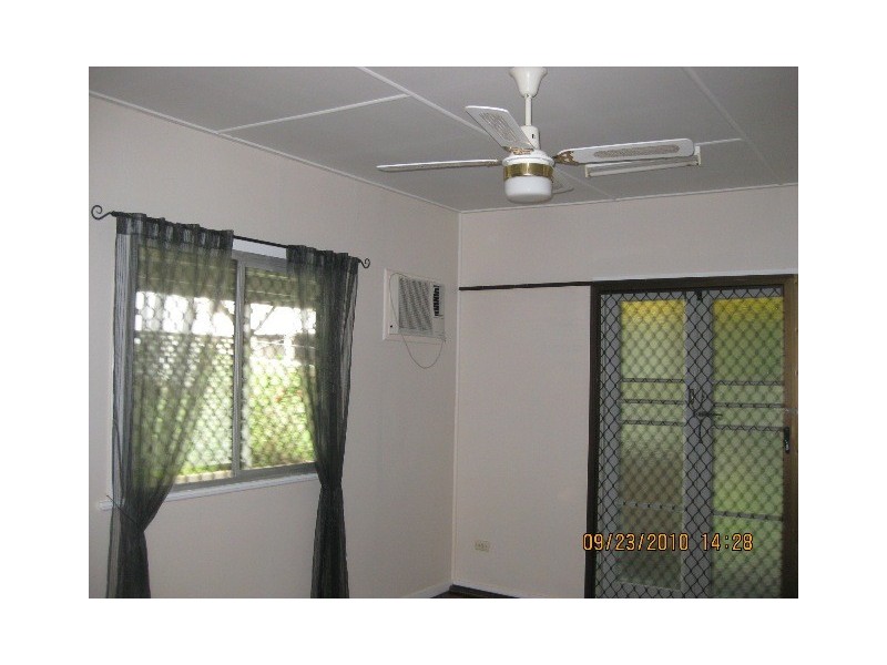 5 Adam Street, Bundamba QLD 4304