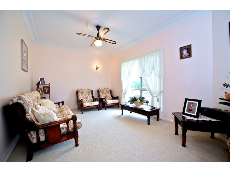 79 Poole Rd, Fernvale QLD 4306