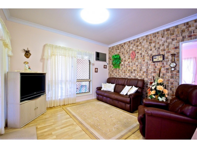79 Poole Rd, Fernvale QLD 4306