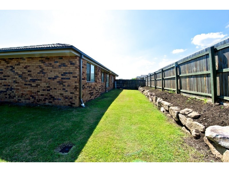 68 Anna Drive, Raceview QLD 4305