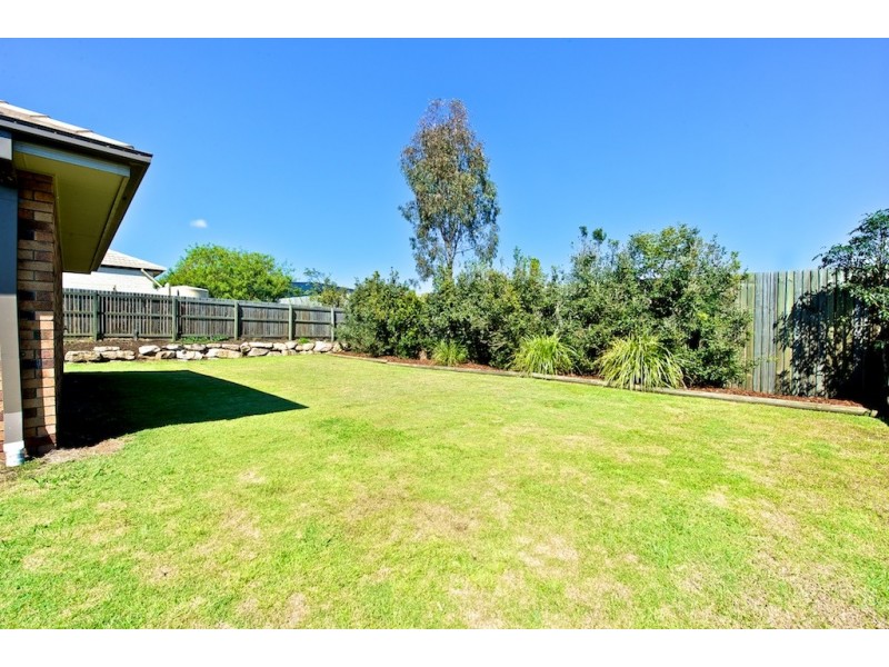 68 Anna Drive, Raceview QLD 4305