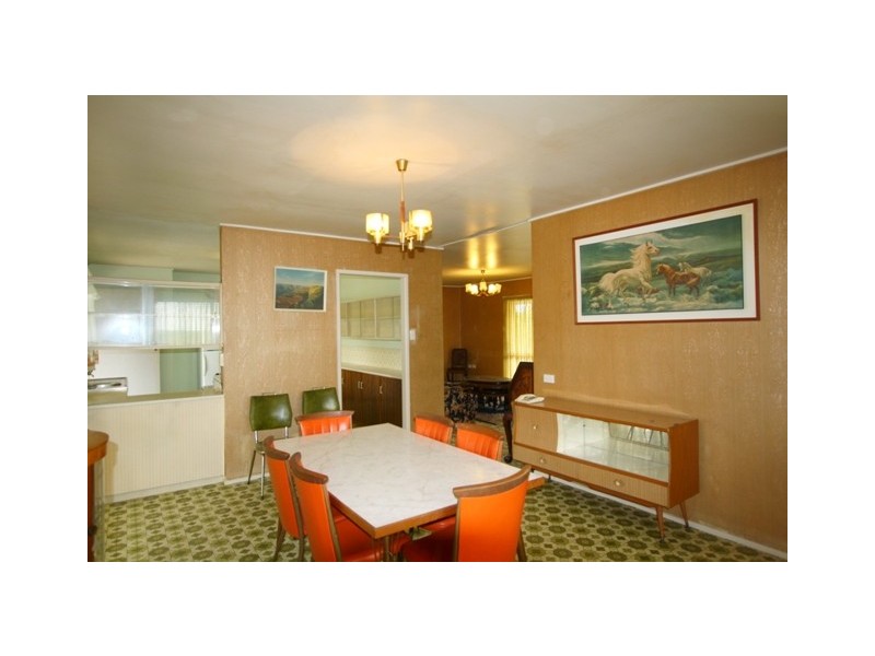 118 Main Street, Lowood QLD 4311