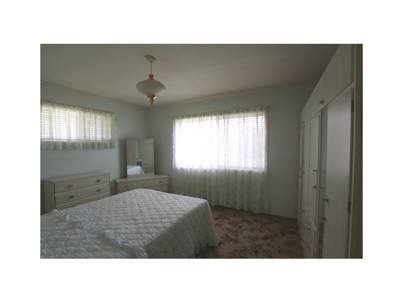 118 Main Street, Lowood QLD 4311