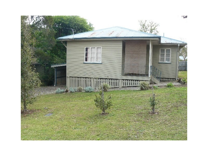 6 Phie Street, Tivoli QLD 4305