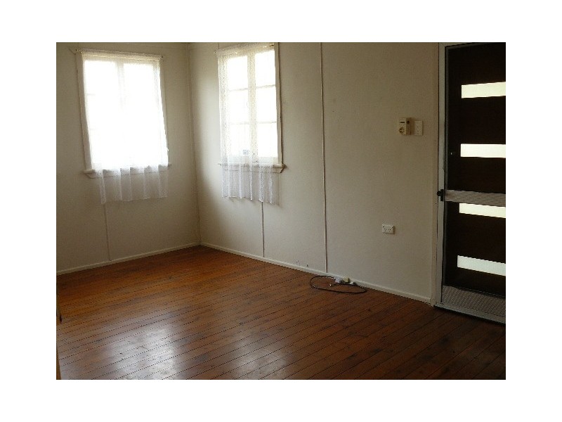 6 Phie Street, Tivoli QLD 4305