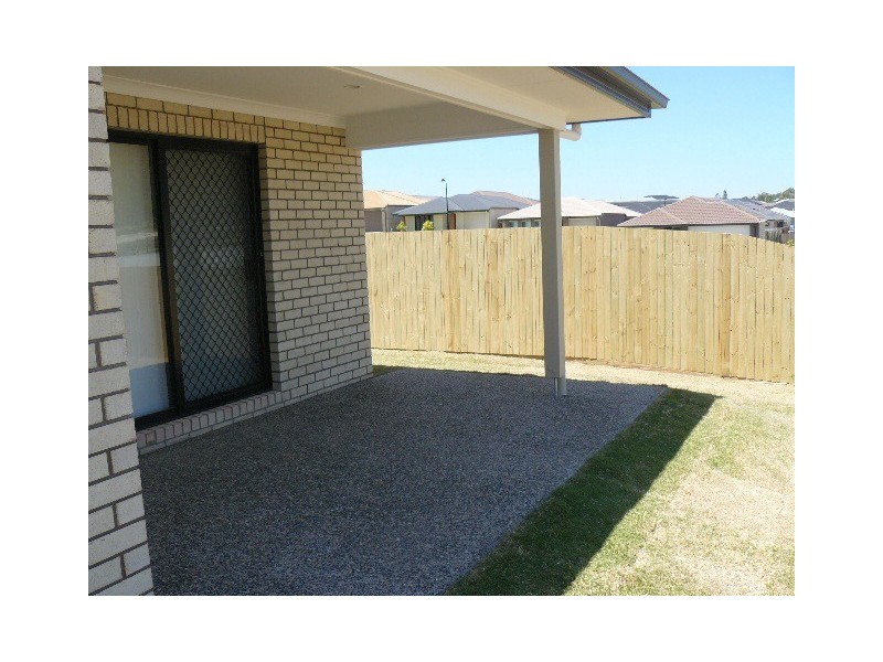 23  Huxley St, Redbank Plains QLD 4301