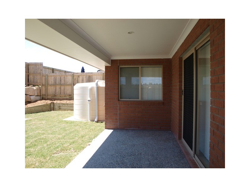42 BALLOWS CRES, Redbank Plains QLD 4301