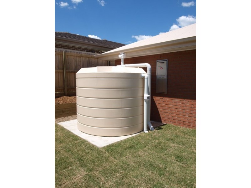 42 BALLOWS CRES, Redbank Plains QLD 4301