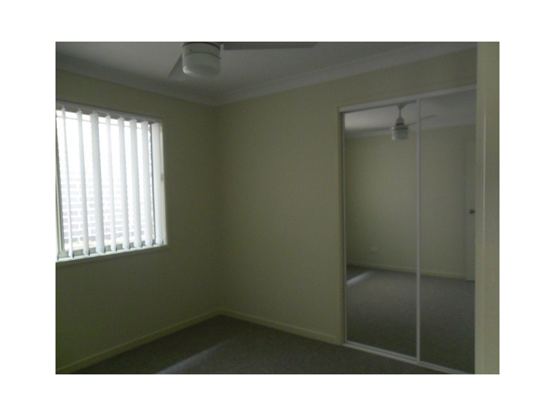 42 BALLOWS CRES, Redbank Plains QLD 4301