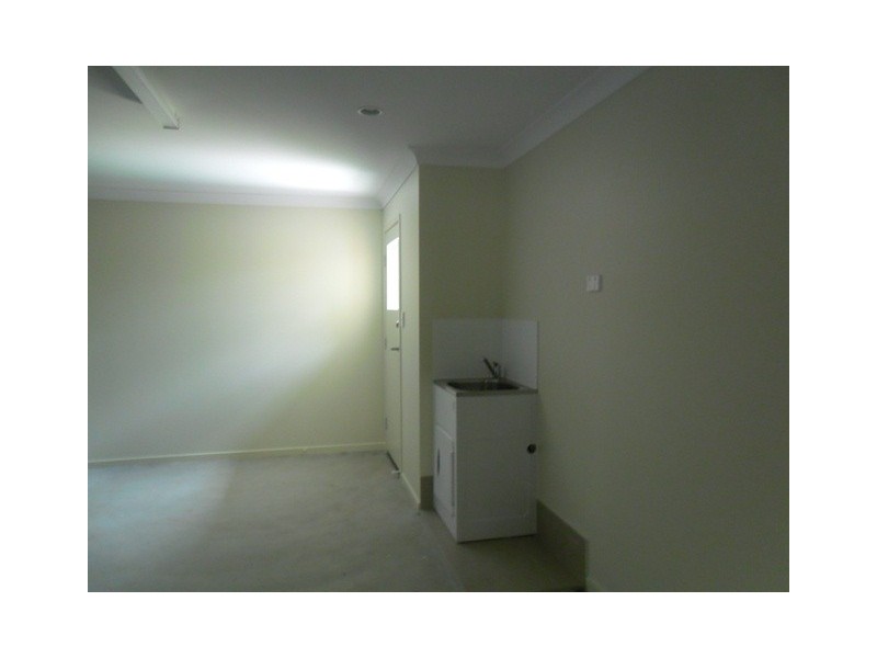42 BALLOWS CRES, Redbank Plains QLD 4301
