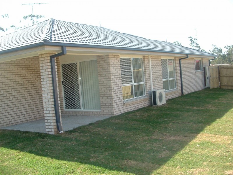 45 Barnes Court, Redbank QLD 4301