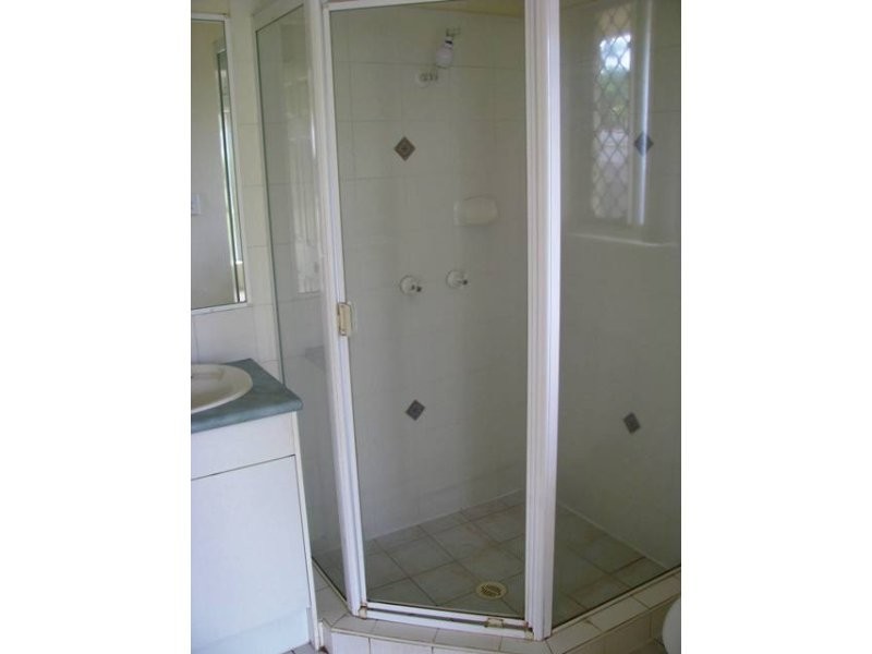25 Kathleen Place, Yamanto QLD 4305