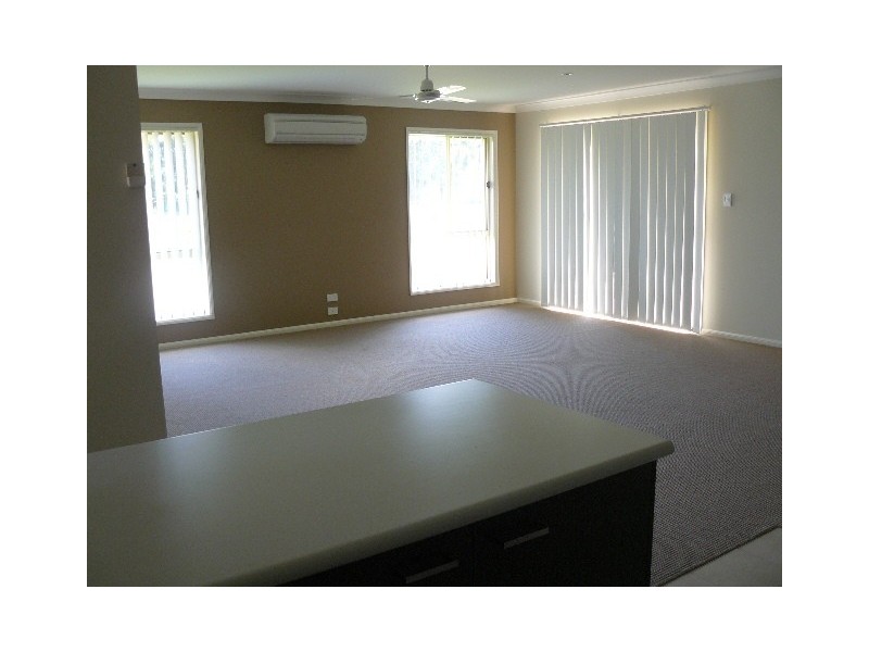 32 Haslingden Park Drive, Lowood QLD 4311