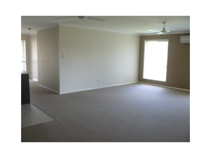 32 Haslingden Park Drive, Lowood QLD 4311