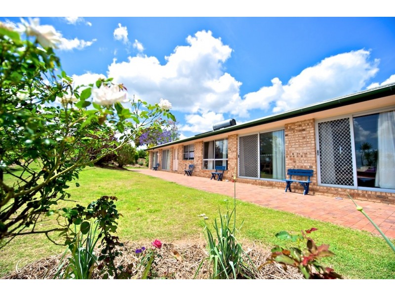 14 Reservoir Rd, Lowood QLD 4311