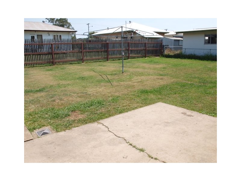 19 Grenadier Circle, Ebbw Vale QLD 4304