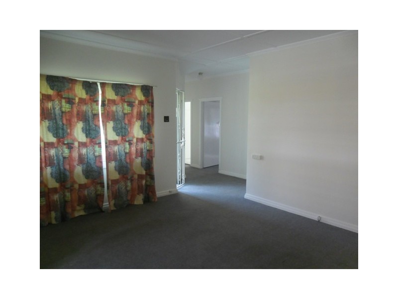 11 Sherlock Street, Brassall QLD 4305