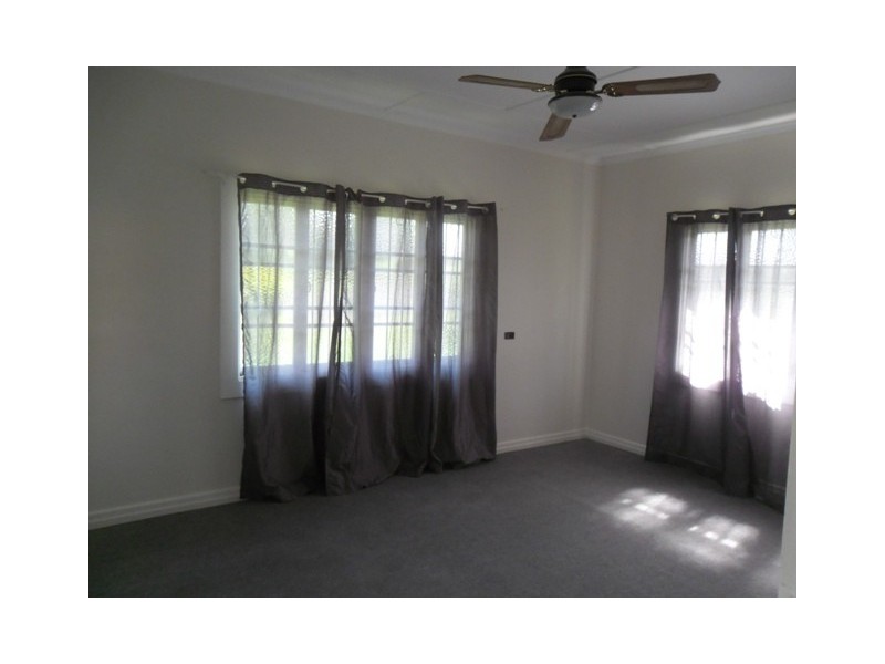 11 Sherlock Street, Brassall QLD 4305