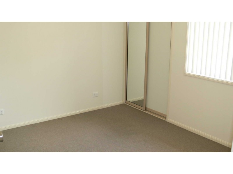 2,3,4,5, 6/67 East St, Esk QLD 4312