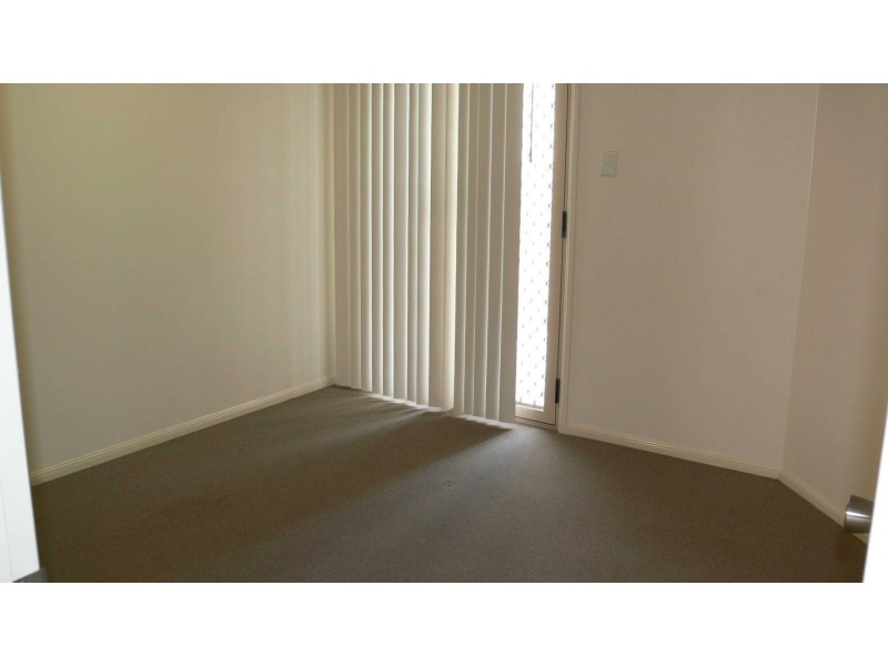 2,3,4,5, 6/67 East St, Esk QLD 4312