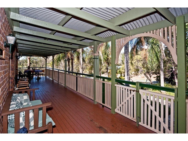 7  Gabbinbar Court, Pine Mountain QLD 4306