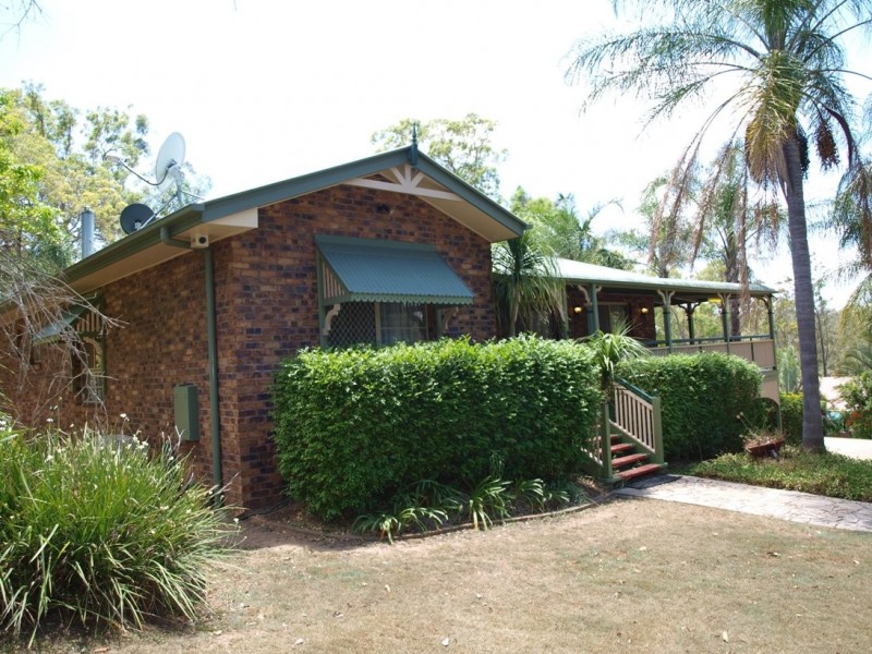 7  Gabbinbar Court, Pine Mountain QLD 4306