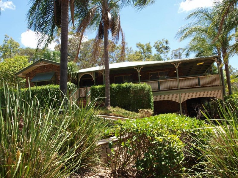 7  Gabbinbar Court, Pine Mountain QLD 4306