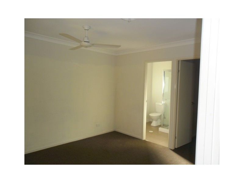 25 Walter Court, Leichhardt QLD 4305