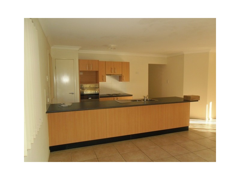 25 Walter Court, Leichhardt QLD 4305