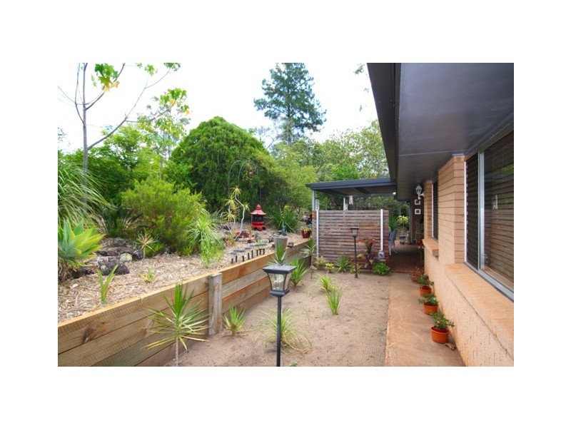 82 Lockyer View Road, Wivenhoe Pocket QLD 4306
