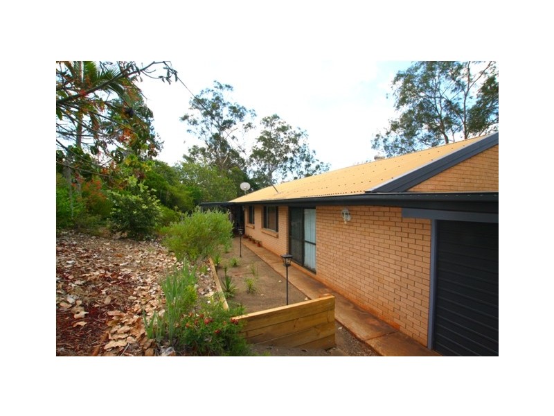 82 Lockyer View Road, Wivenhoe Pocket QLD 4306