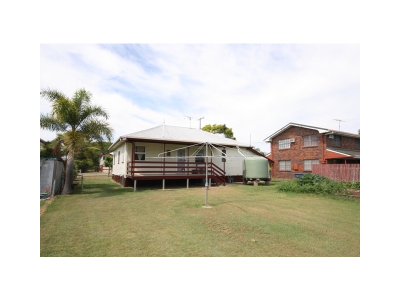 15 Pryde St, Lowood QLD 4311