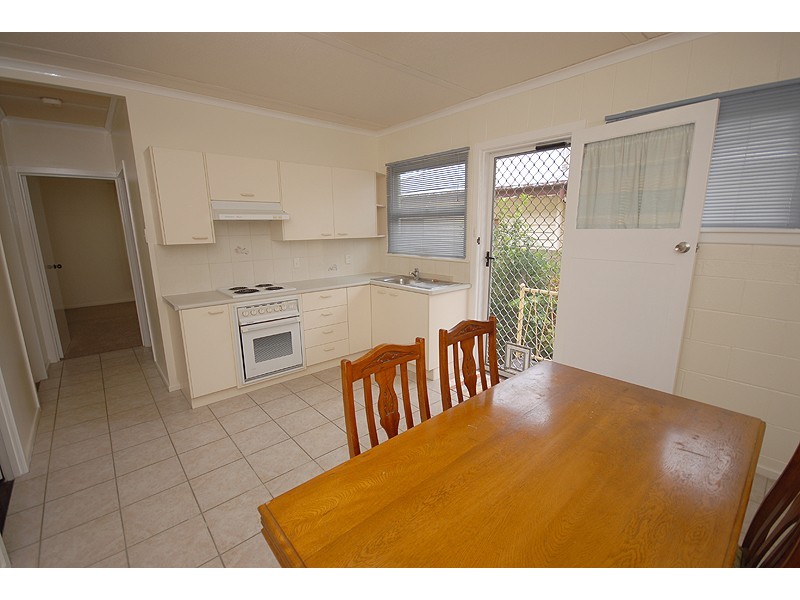 7 Marian Street, Booval QLD 4304