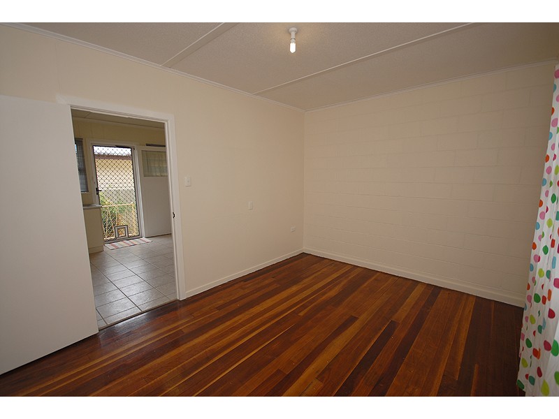 7 Marian Street, Booval QLD 4304
