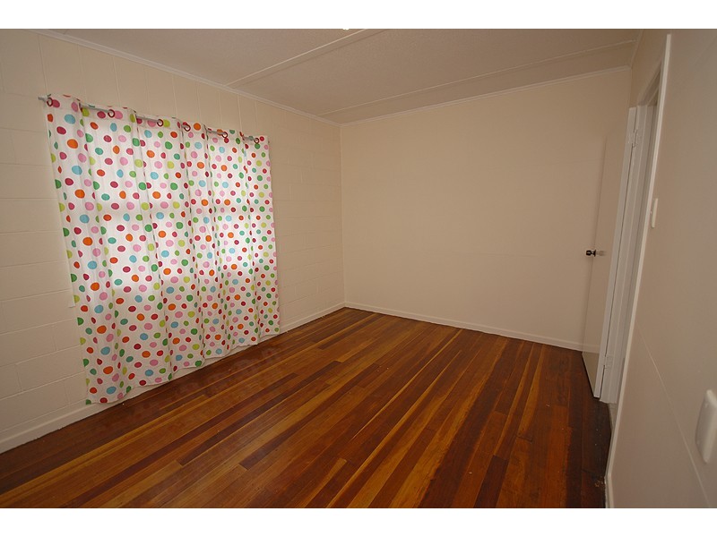 7 Marian Street, Booval QLD 4304