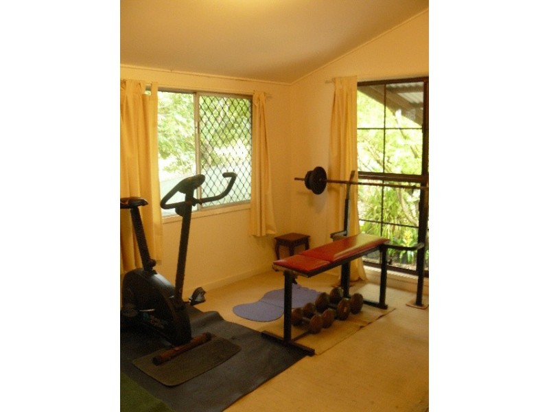 3 William Street, Bundamba QLD 4304