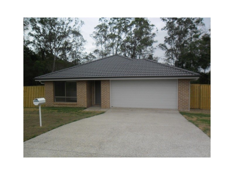 2 Oakwood Street, Fernvale QLD 4306