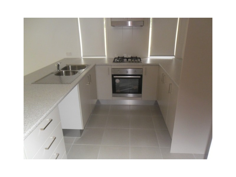 2 Oakwood Street, Fernvale QLD 4306