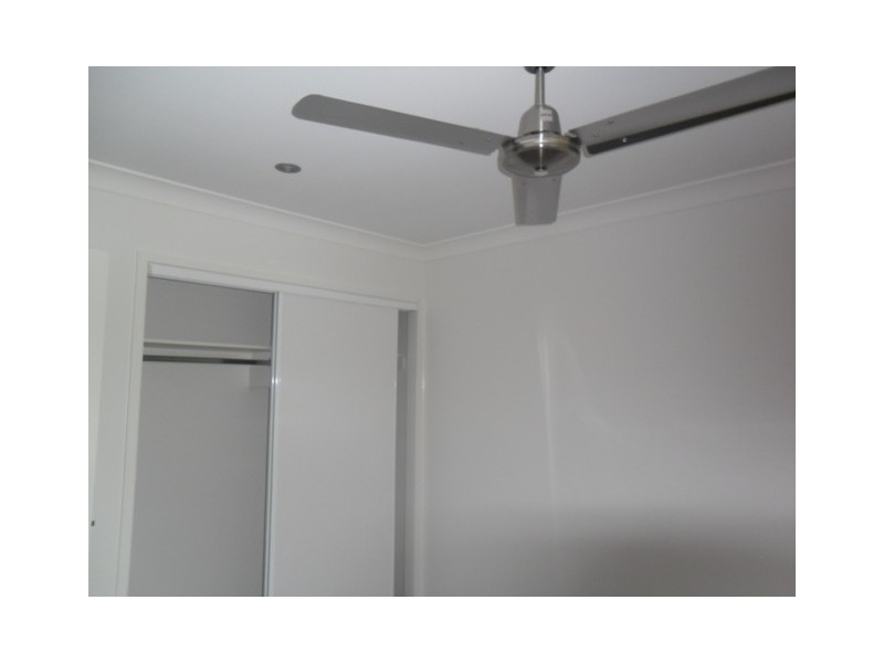 2 Oakwood Street, Fernvale QLD 4306