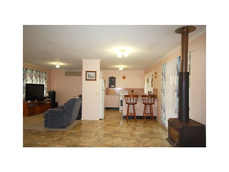 5 Christella Court, Fernvale QLD 4306