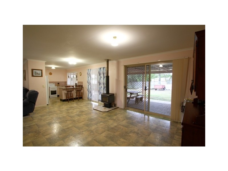 5 Christella Court, Fernvale QLD 4306