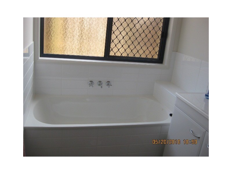32 Graham Road, Fernvale QLD 4306
