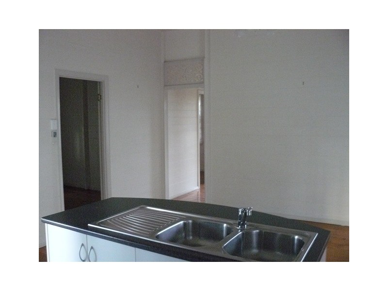 88 Pine Street, North Ipswich QLD 4305